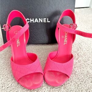 Chanel Fuchsia Heeled Sandals